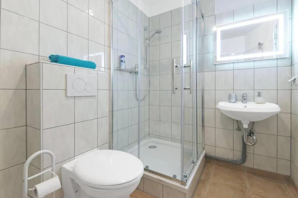 Big 4Rooms Central City Apartment Kurfuerstendamm Berlin 0*,  Germany