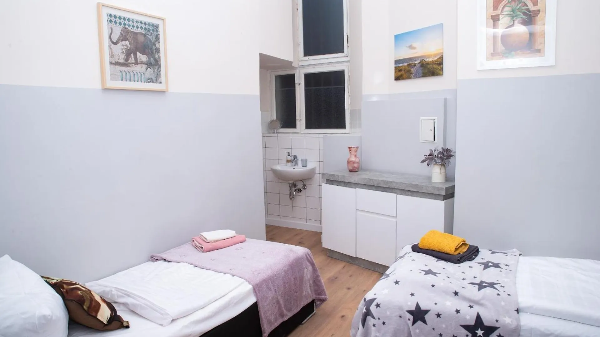 Big 4Rooms Central City Apartment Kurfuerstendamm Berlin
